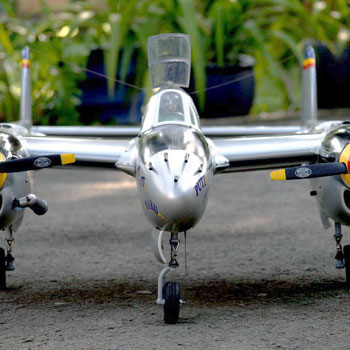 P-38 Lightning (Silver) 82.6in Wingspan ARF