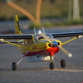 Cessna 208 Grand Caravan 66.9in Wingspan