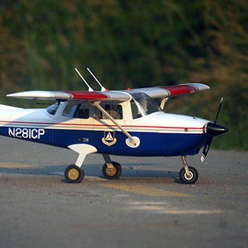 Cessna 172 Skyhawk 68in Wingspan